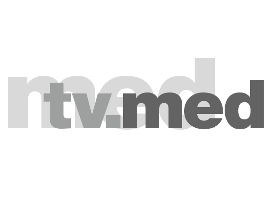 02-tv-med